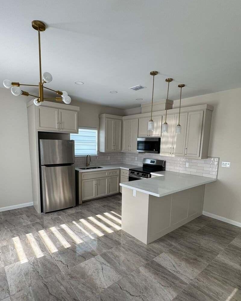 Finished kitchen in a GAREL multifamily new build in Mission, Texas